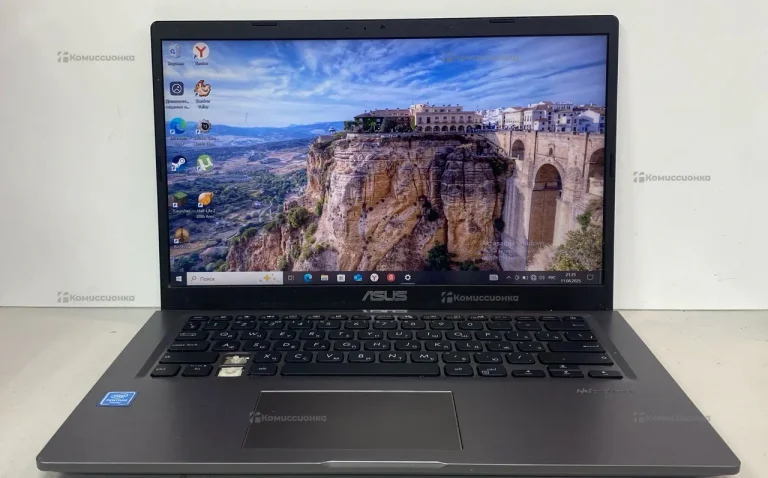 Ноутбук  ASUS VivoBook laptop