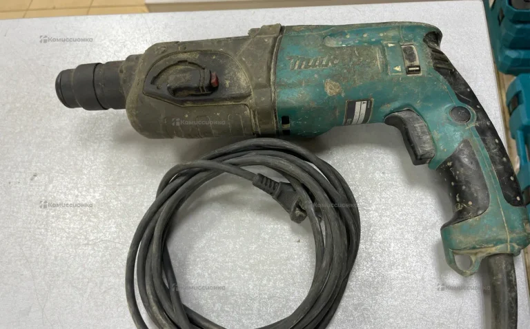 перфоратор Makita  hr2470