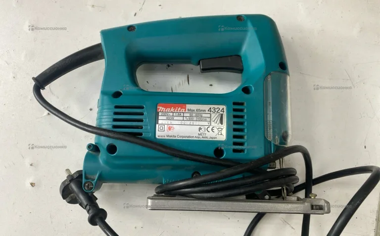 Электролобзик makita 4324