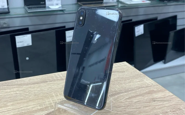 Apple iPhone X 3/64 ГБ
