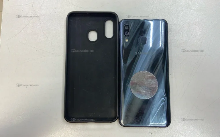 Samsung Galaxy A30 3/32 ГБ