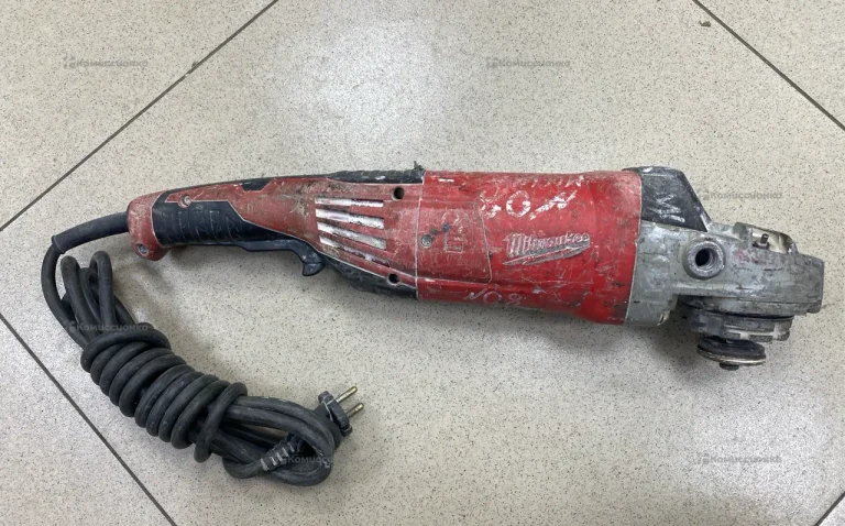 УШМ Milwaukee AGVK 24-230 EK DMS