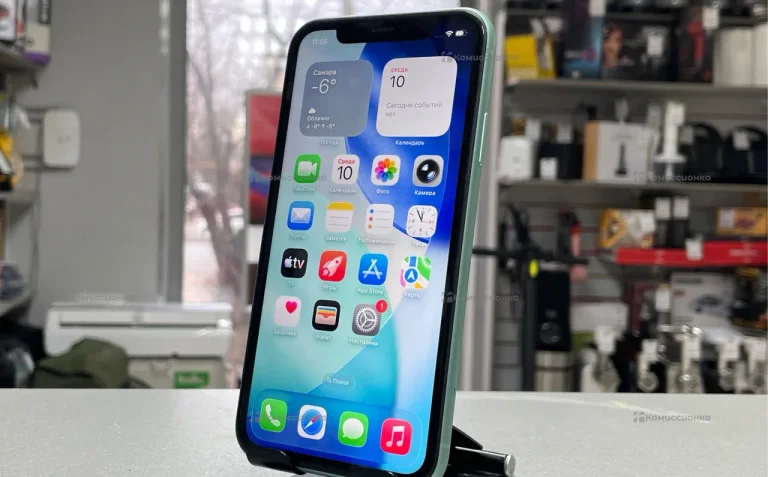 Apple iPhone 11 4/64 ГБ