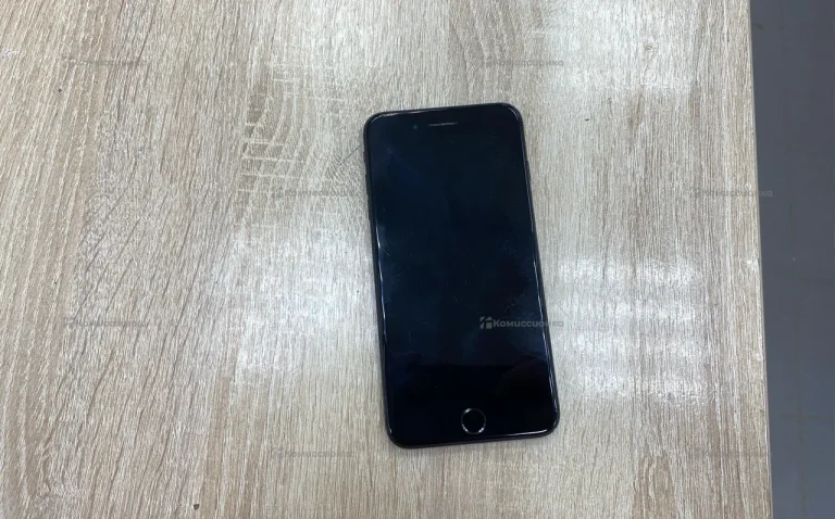 Apple iPhone 7 Plus 3/128 ГБ