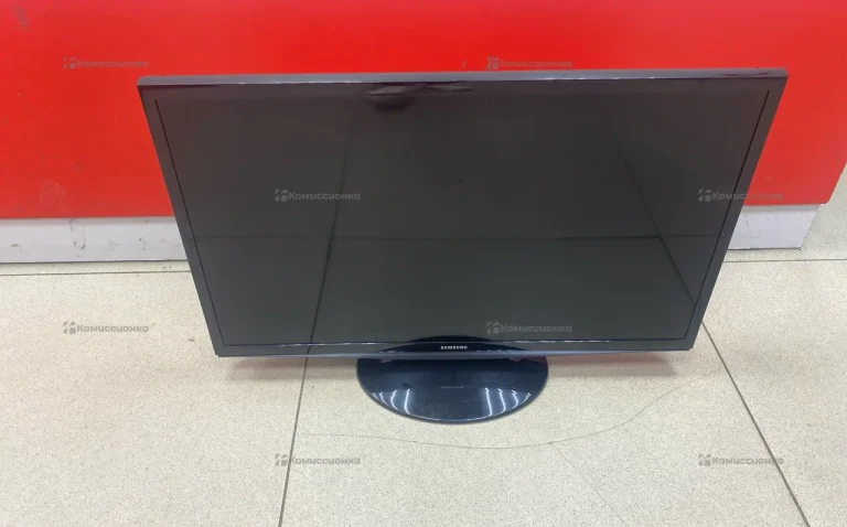 Телевизор Samsung T28D310EX + приставка