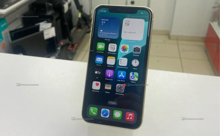 Apple iPhone XR 3/128 ГБ