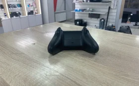 Купить геймпад Xbox series X б/у , в Нижнекамск Цена:3200рублей