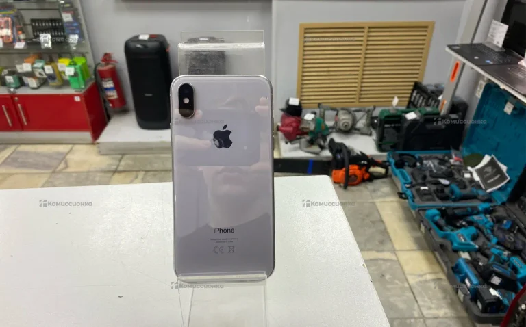 Apple iPhone X 3/256 ГБ