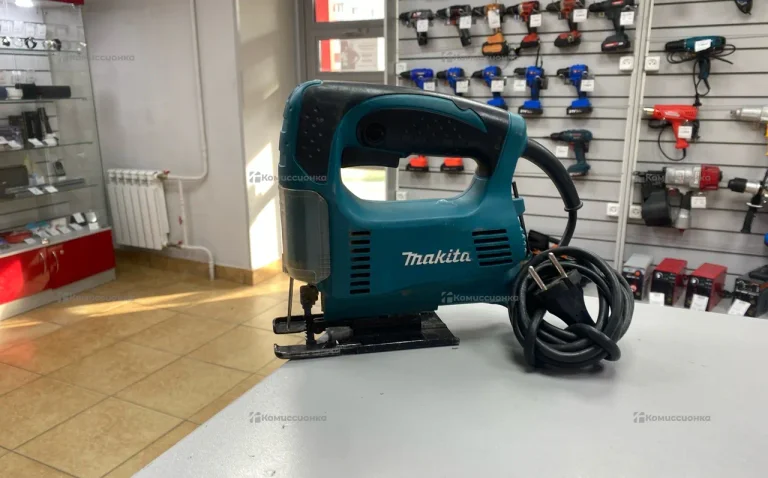 Электролобзик makita 4327