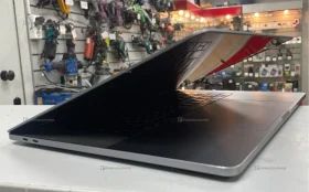 Ноутбук  Apple MacBook Pro 15 2017
