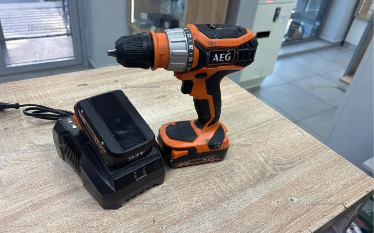Аккумуляторный шуруповерт AEG BS18C2X