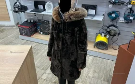 Купить Шуба мутоновая «золотой овен» 42 размер б/у , в Санкт-Петербург Цена:2290рублей