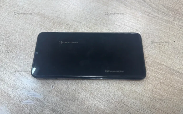 Tecno Spark 10C 4/64 ГБ