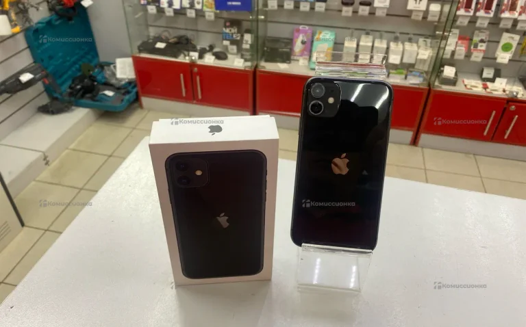 Apple iPhone 11 4/64 ГБ