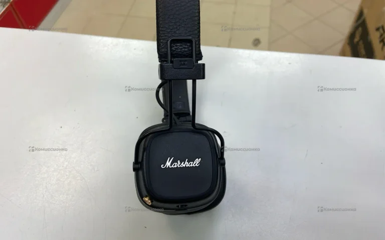 Наушники  Marshall