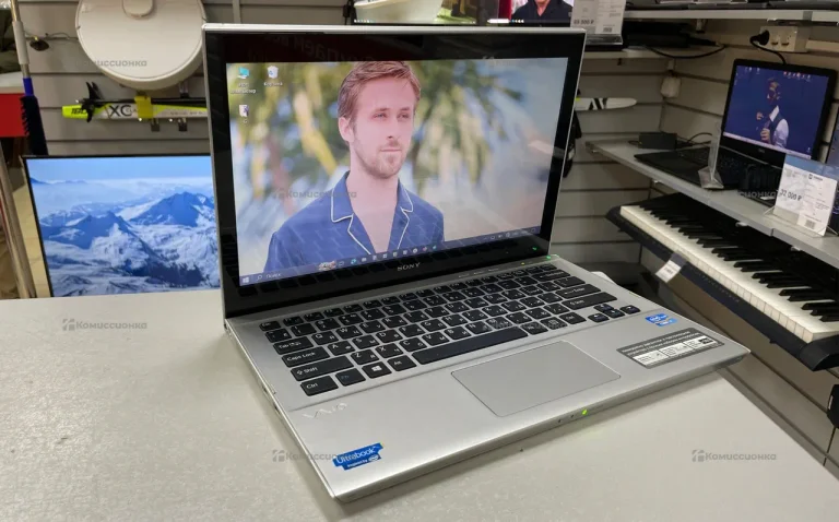 Ноутбук Sony SVT1312Z1RS (Сенсорный)