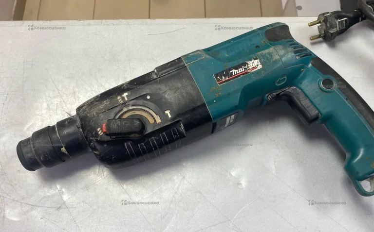 Перфоратор Makita HR 2450