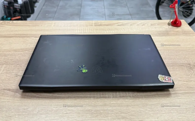 Ноутбук  MSi katana gf76