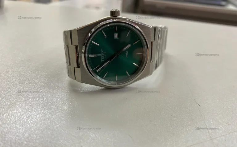 Часы Tissot PRX Emerald