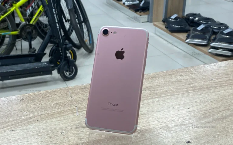 Apple iPhone 7 2/32 ГБ