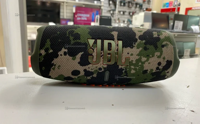 Колонка  jbl charg 5