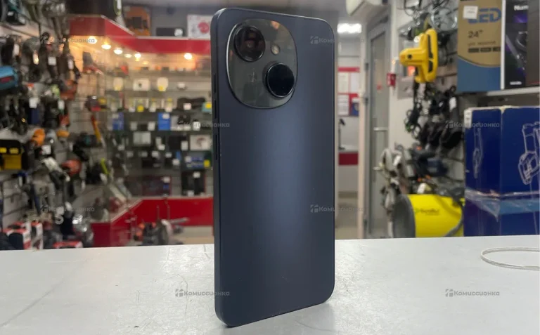 Tecno Spark Go 1 4/64 ГБ