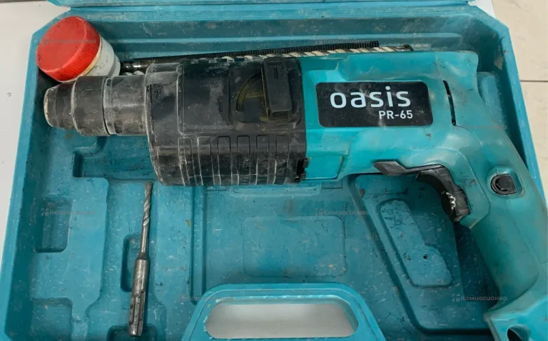 Перфоратор Oasis PR-65