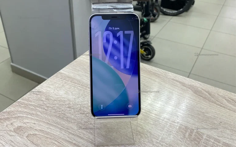 Apple iPhone 12 4/64 ГБ