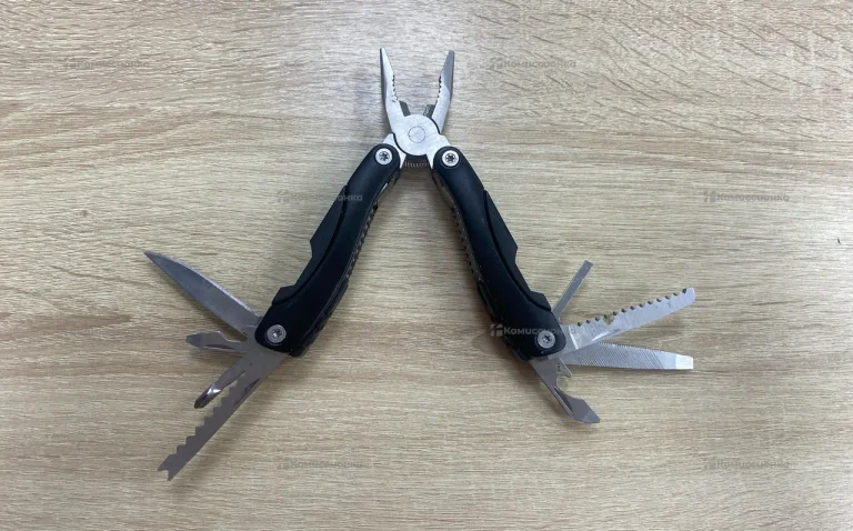 Мультитул черный