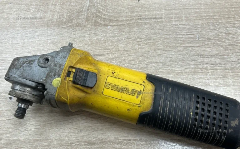 УШМ SGV115 Stanley