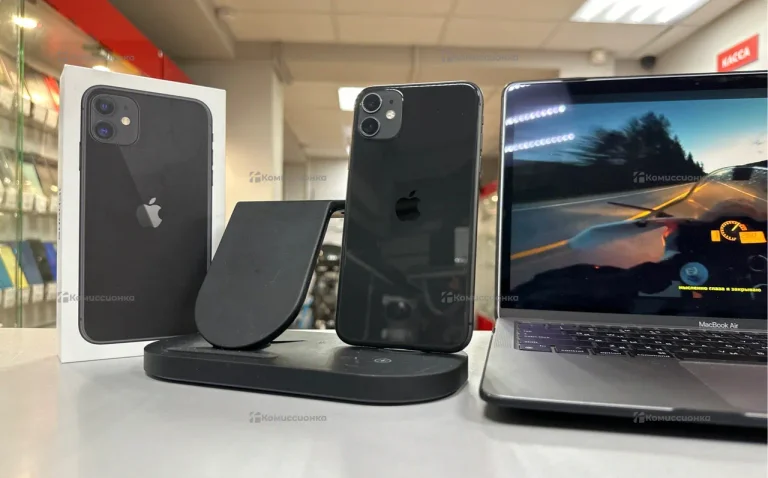 Apple iPhone 11 4/128 ГБ
