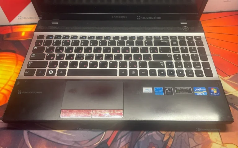 Ноутбук Samsung NP300V5A