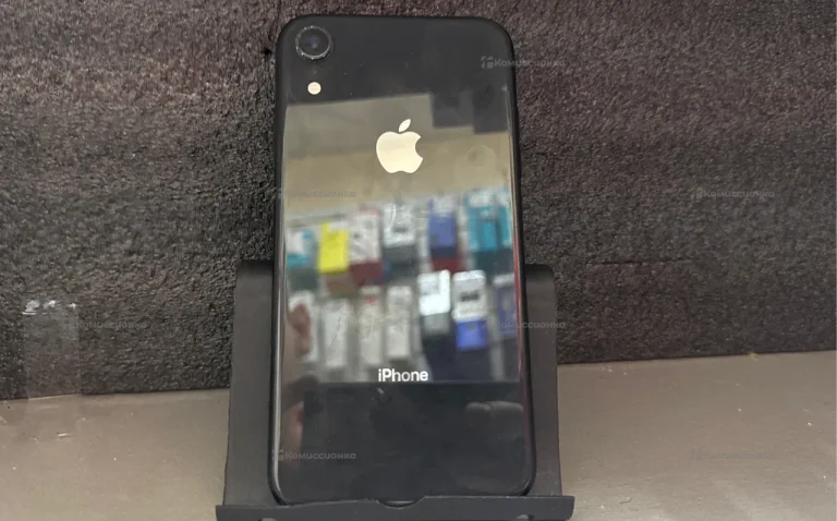 Apple iPhone XR 3/64 ГБ