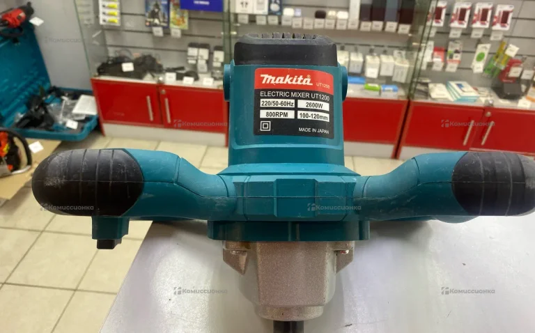 Миксер makita UT1200