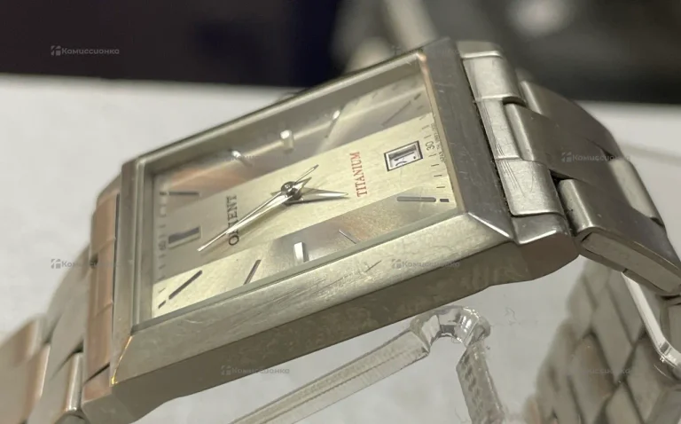 Часы Orient Titanium UNBV-C0
