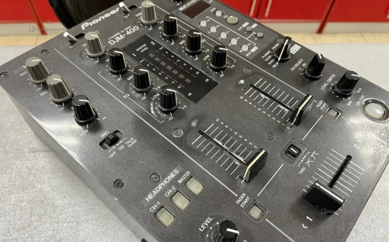 Микшерный пульт Pioneer DJM-400