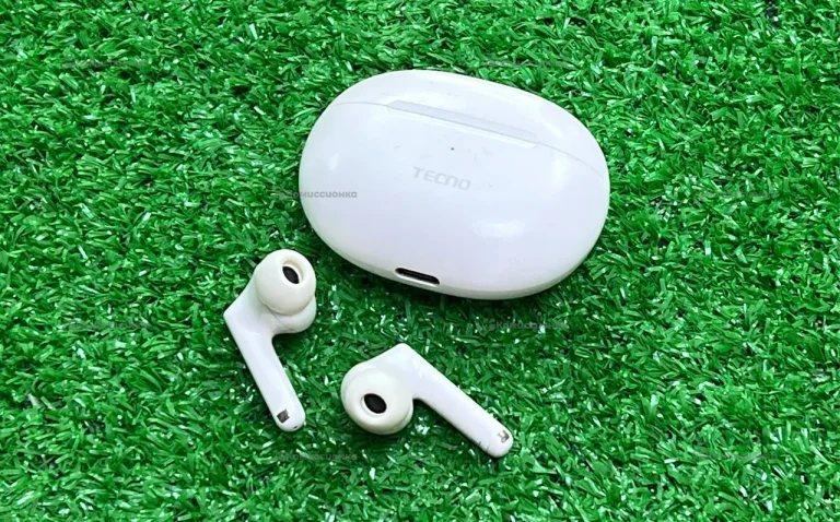 Наушники Tecno