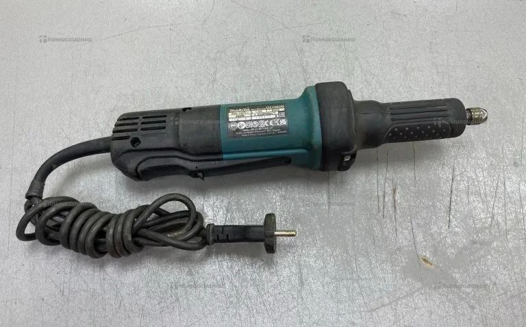 Прямая шлифмашина makita GD0600