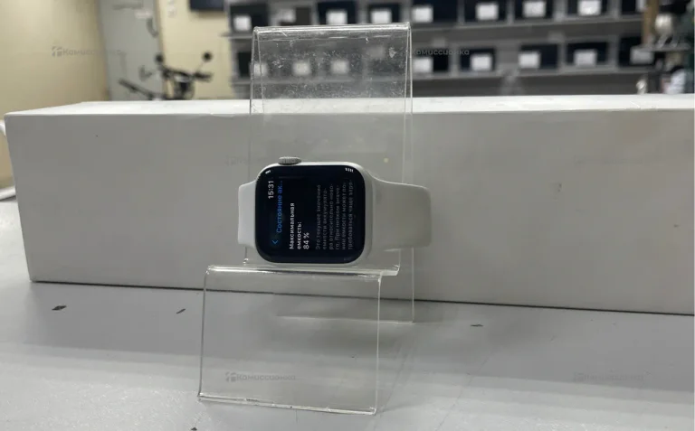 Часы  Apple Watch Series 5 40mm