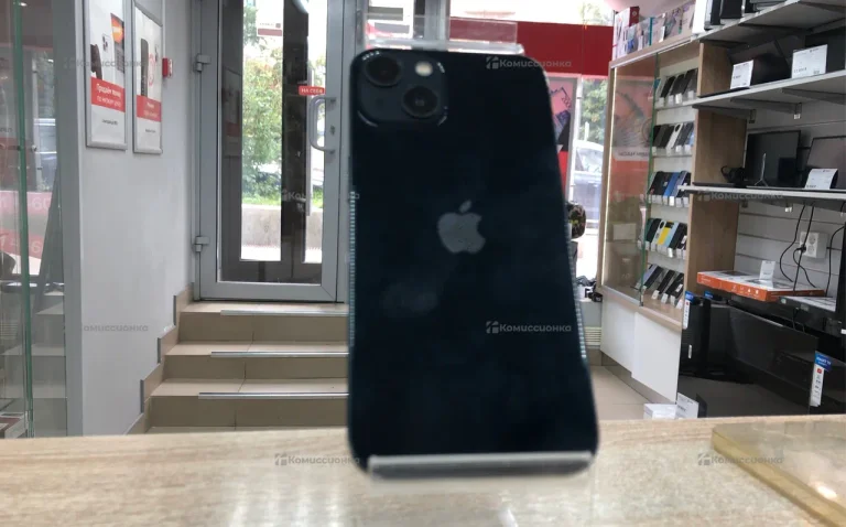 Apple Iphone 13 128 ГБ.