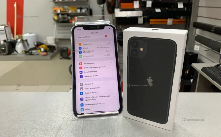 Apple iPhone 11 4/128 ГБ