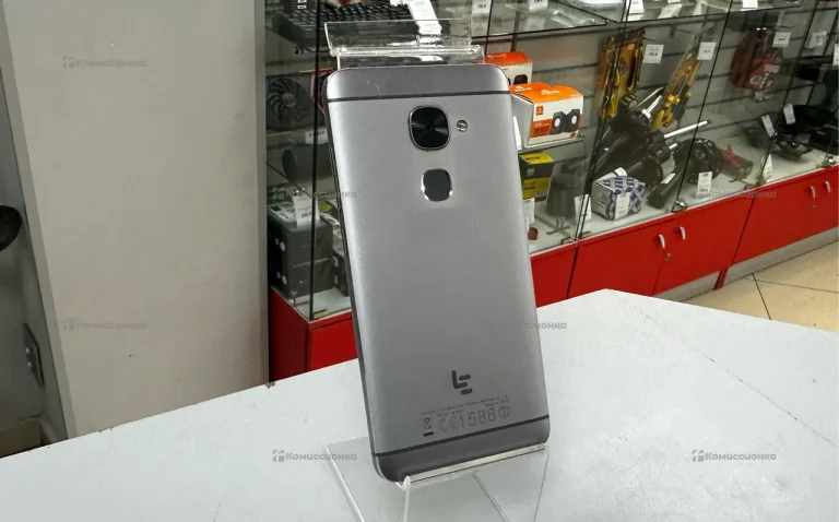 LeEco Le 2 3/32 ГБ