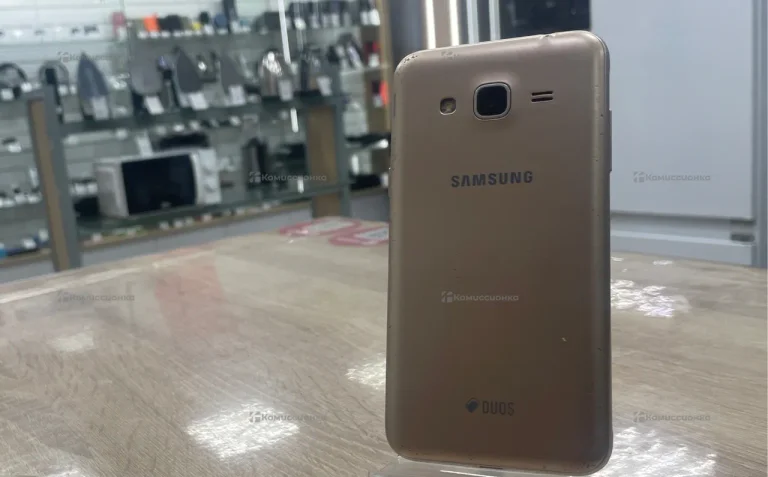 Samsung Galaxy J3 (2016) 1.5/8 ГБ