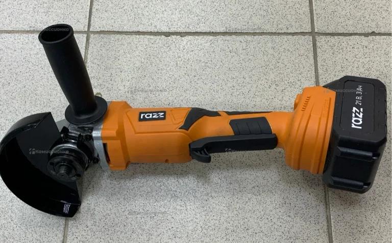 Аккумуляторная УШМ Razz ag-213kr