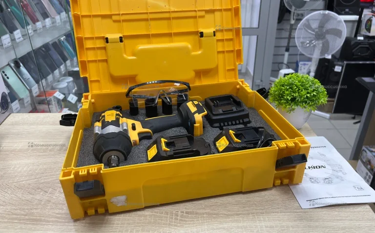 Гайковерт DC036