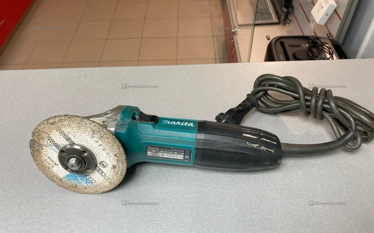 УШМ Makita 125mm GA5030R