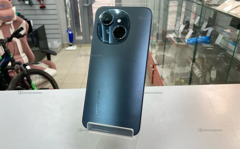 Tecno Spark Go 1 4/64 ГБ