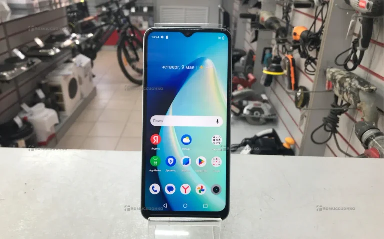 Realme C33 4/128 ГБ
