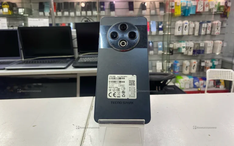 Tecno Spark 30 8/128 ГБ