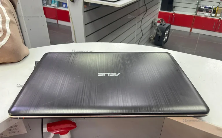 Ноутбук Asus Vivobook Max